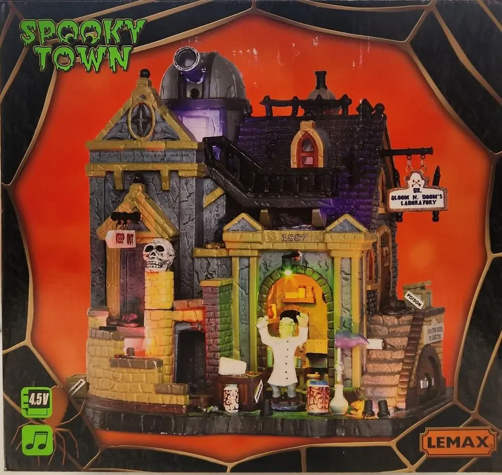 Lemax Spooky Town Dr. Gloom N. Doom’s Laboratory #35493 Brand New Sights & Sound